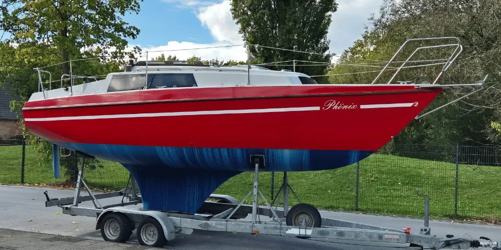 Lagerboot Gebrauchtboot Neptun 26 Phönix. Das Segelboot wurde umfangreich überholt. Mit NEMA 2000, neue Fenster, Neue Poslter Uvm.