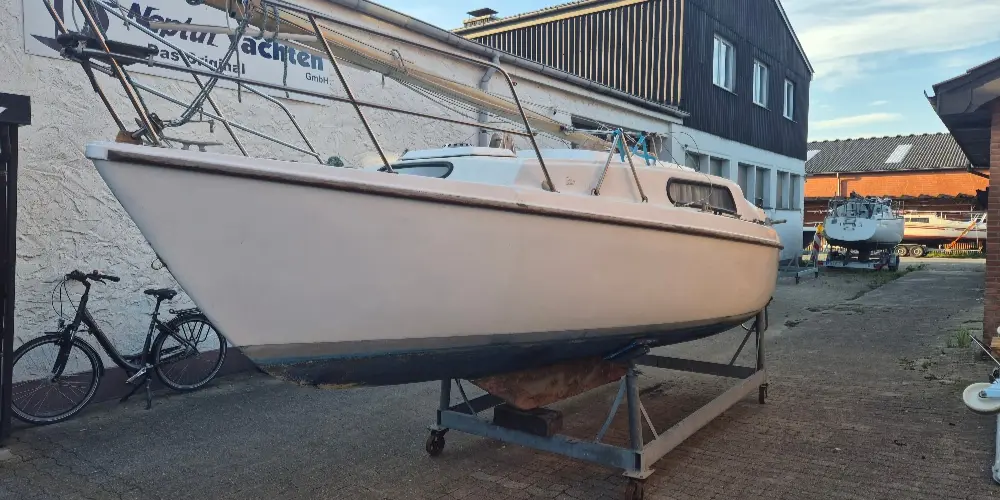 Neptun 20 Segelboot Kielschwerter mit Hubdach, Baujahr 1974, ohne Trailer