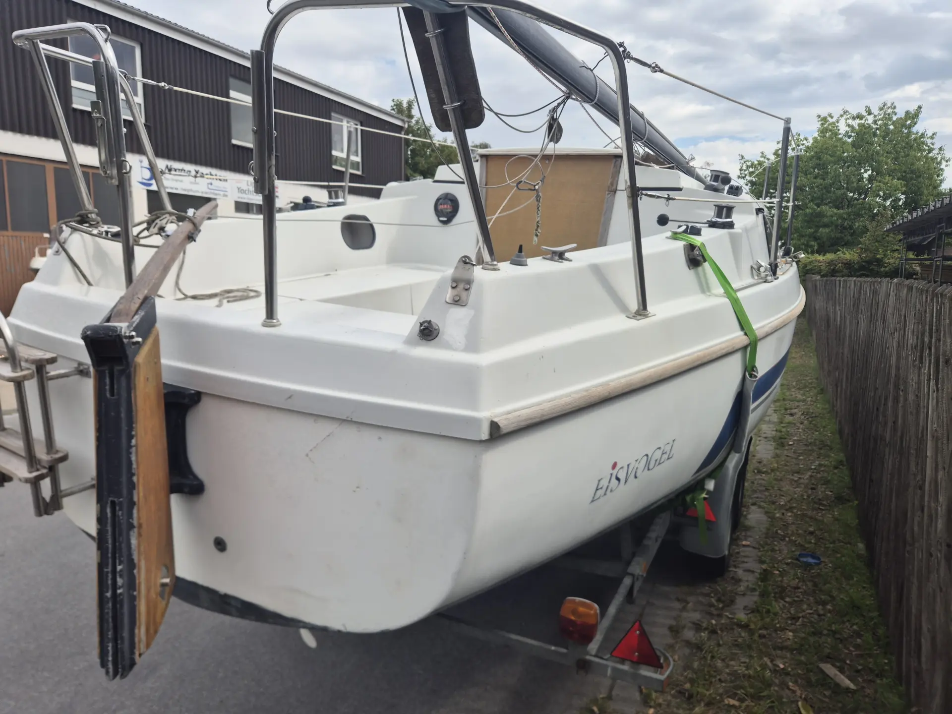 Neptun 22 Segelboot mit Ruder und Badeleiter kaufen