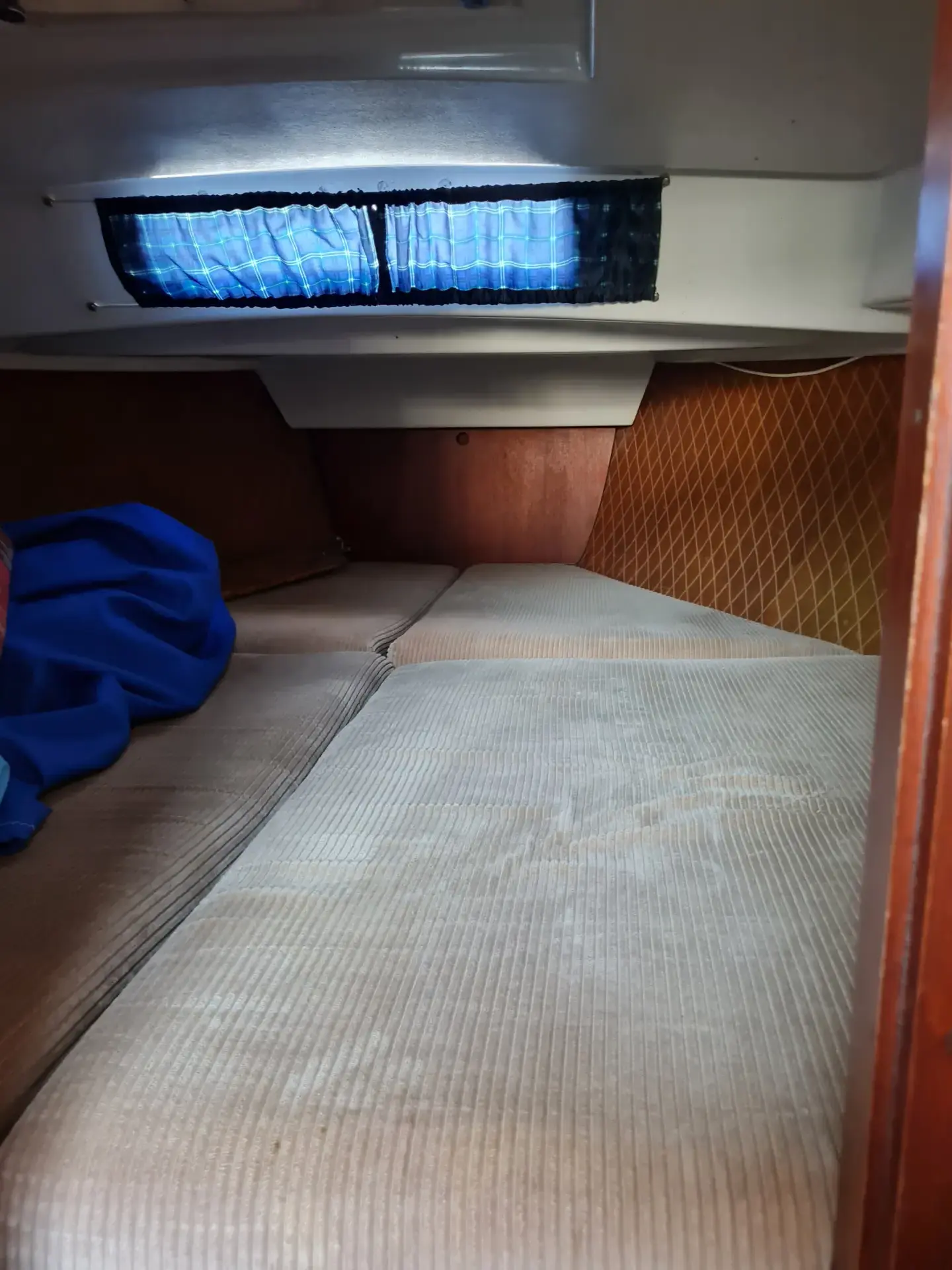 vorschiff-neptun-22-kojenbereich