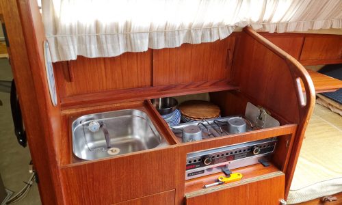 Neptun_23_Segelboot Pantry Küche