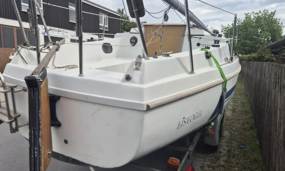 Neptun 22 Segelboot mit Ruder und Badeleiter kaufen